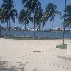 Meet your Posher, Marcus